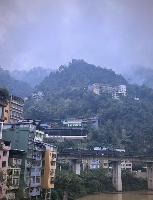 盐津县什么时候可以足不出户(盐津县城搬迁最新消息)