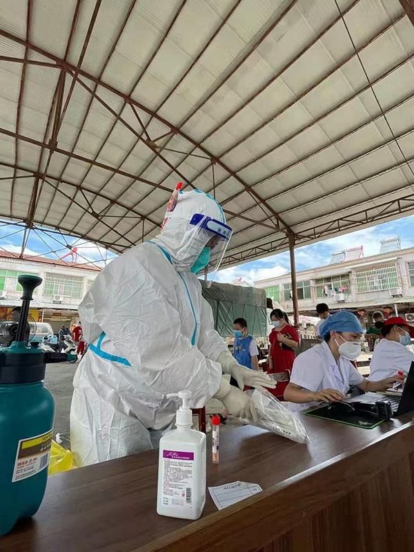 专家:湖北武汉东西湖区每年或现多个感染高峰(武汉疫情东西湖区多少人)