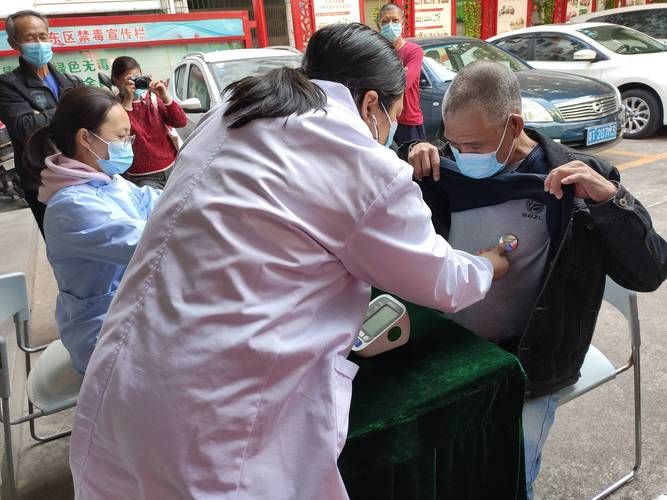  顺城区新增死亡病例15例，均在东区街道:顺城区葛布街道